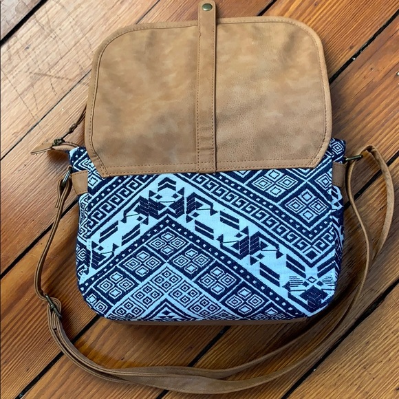 Roxy purse - Picture 5 of 5